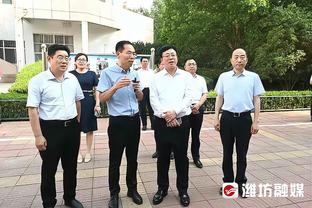 你同意吗？帕金斯：若76人和雄鹿现在打系列赛 76人会淘汰雄鹿